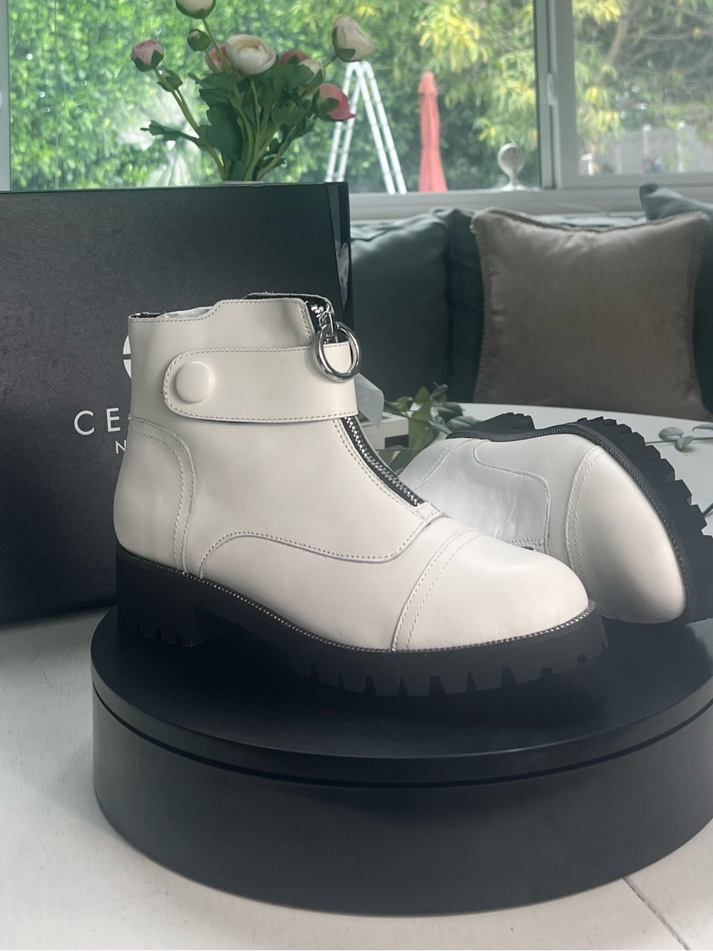 CECILIA NEW YORK White Leather Front-Zip Ankle Booties with Ring Pull
